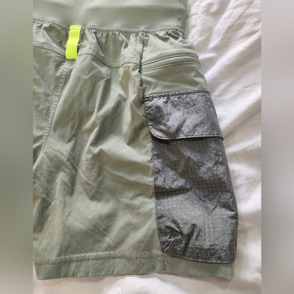 lululemon athletica Green Athletic Shorts - Picture 6 of 15